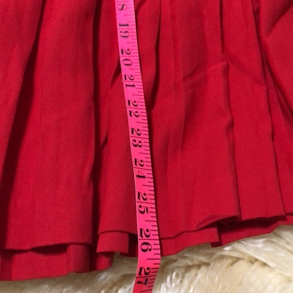 Red pleated skirt and Jacket size 4 - Picture 6 of 12